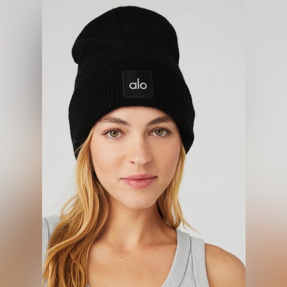 ALO Yoga Beanie - Picture 8 of 8